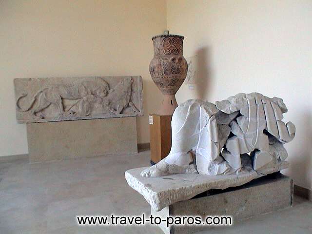 ARCHAEOLOGICAL MUSEUM OF PAROS - Unrepeatable creations of the ancient Cycladic civilization.